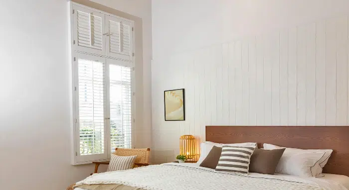 7 Transom Window Covering Ideas